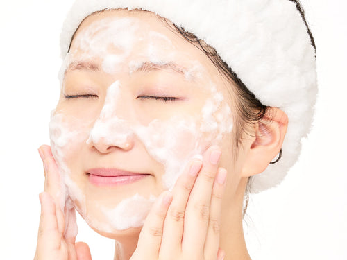 Gel curățare facială cu extract de orez